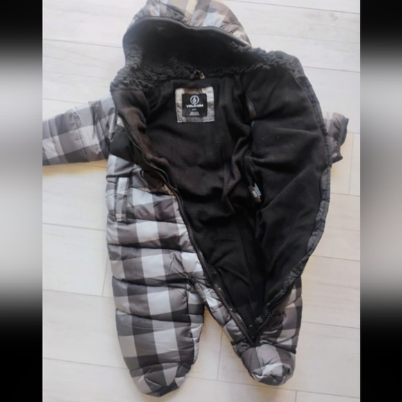 VOLCOM Baby NEW Quilted Puffer Fleece Lined Snowsuit - Picture 9 of 13